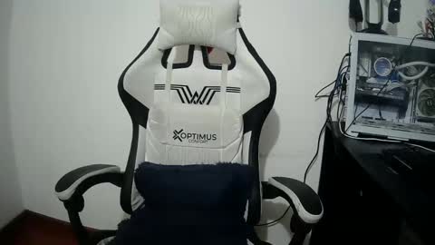 Snapshot of suez666 chatting on 30, 11, 2025 suez666 online show from 30, 11, 2025