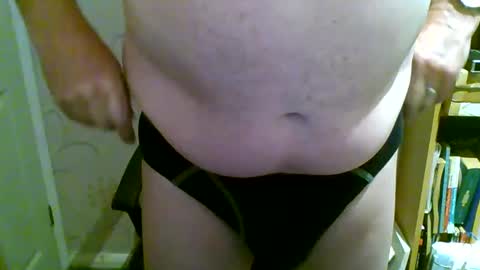 Snapshot of suffolkboy4 chatting on 14, 5, 2026 suffolkboy4 online show from 14, 5, 2026