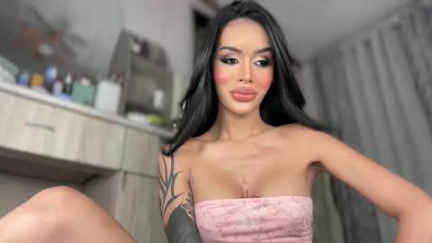 Snapshot of sugarhoneysw8 chatting on 25, 5, 2026 Jess online show from 25, 5, 2026