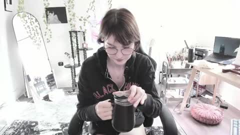 Snapshot of sugarmiette chatting on 14, 5, 2026 Ella online show from 14, 5, 2026