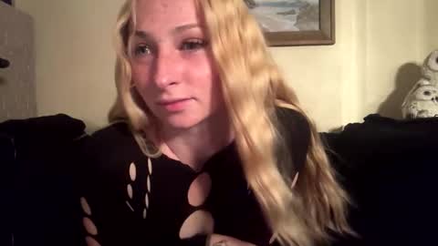 Snapshot of sugarrushxoxo chatting on 9, 3, 2026 sugarrushxoxo online show from 9, 3, 2026