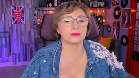 Vivien online show from 24, 11, 2025