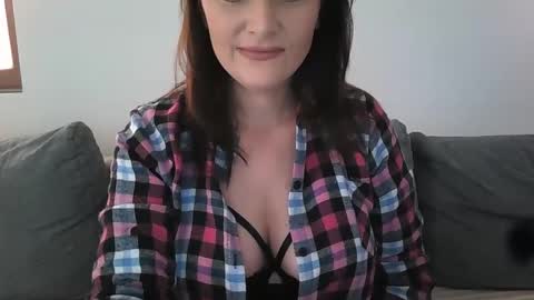 SugarYas online show from 14, 12, 2024