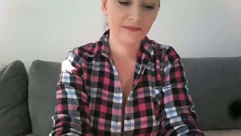 SugarYas online show from 25, 2, 2025