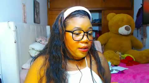 Snapshot of suggarbaby1 chatting on 22, 2, 2025 Cami Back in 2 hours online show from 22, 2, 2025