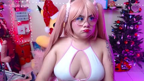 Snapshot of suimi_2 chatting on 10, 12, 2024 Suimi online show from 10, 12, 2024