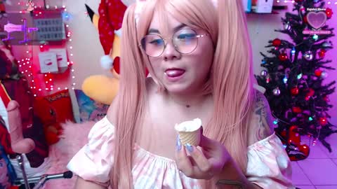 Snapshot of suimi_2 chatting on 20, 12, 2024 Suimi online show from 20, 12, 2024