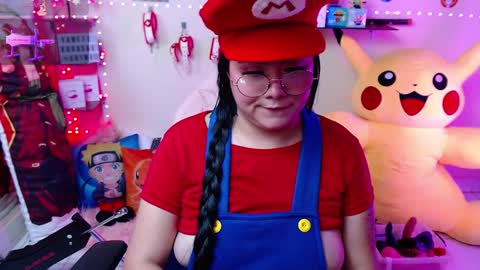 Snapshot of suimi_2 chatting on 12, 1, 2025 Suimi online show from 12, 1, 2025