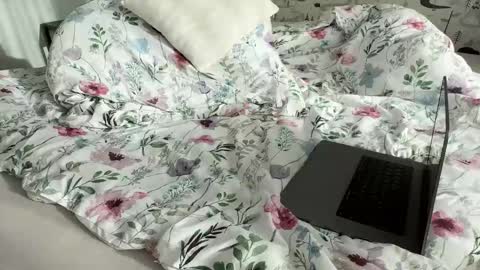 Snapshot of suk_my_cock chatting on 23, 5, 2026 suk_my_cock online show from 23, 5, 2026