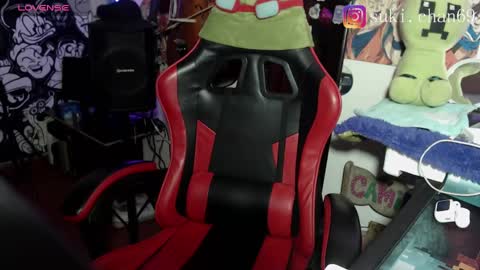 Snapshot of sukichan_ chatting on 25, 9, 2025 Sukylee online show from 25, 9, 2025