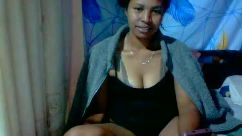 Snapshot of sukietalore chatting on 22, 5, 2026 SukieTalore online show from 22, 5, 2026