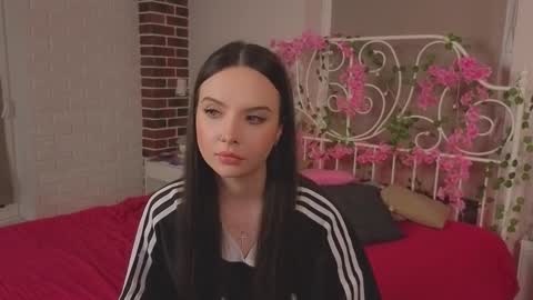 Lina 3 online show from 18, 3, 2026