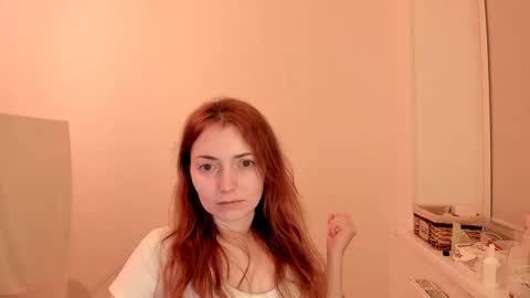 Summer Preston online show from 24, 2, 2025