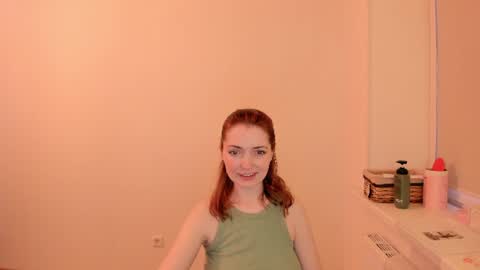 Snapshot of summer_preston chatting on 23, 6, 2026 Summer Preston online show from 23, 6, 2026