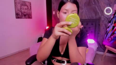 Snapshot of summer_wox chatting on 3, 6, 2026 Summer Wox online show from 3, 6, 2026