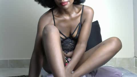 Snapshot of summerblue1 chatting on 5, 5, 2026 summer online show from 5, 5, 2026