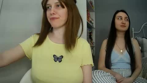 Snapshot of summerbluesky chatting on 21, 4, 2026 summerbluesky online show from 21, 4, 2026