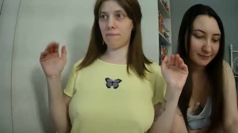 Snapshot of summerbluesky chatting on 9, 5, 2026 summerbluesky online show from 9, 5, 2026