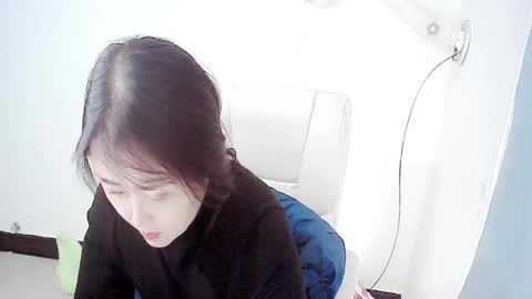 Snapshot of sun_yummy chatting on 8, 12, 2024 Lucis online show from 8, 12, 2024