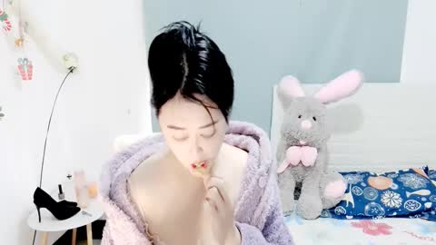 Snapshot of sun_yummy chatting on 9, 1, 2025 Lucis online show from 9, 1, 2025