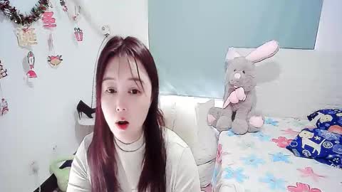 Snapshot of sun_yummy chatting on 9, 2, 2025 Lucis online show from 9, 2, 2025