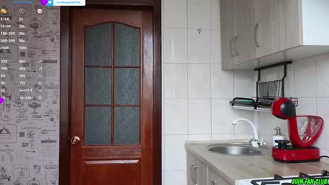 Tina. Im topless model  online show from 19, 12, 2024