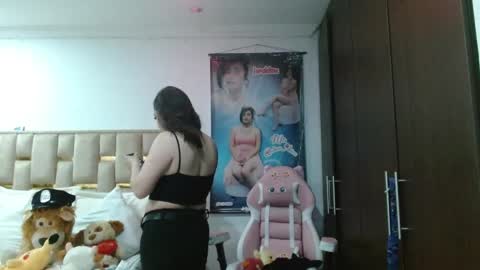 Snapshot of sunflower_dance chatting on 7, 5, 2026 Jeraldine online show from 7, 5, 2026