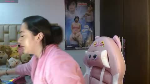 Snapshot of sunflower_dance chatting on 2, 7, 2026 Jeraldine online show from 2, 7, 2026