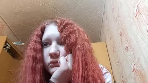 Snapshot of sungpiggott chatting on 20, 4, 2026 sungpiggott online show from 20, 4, 2026