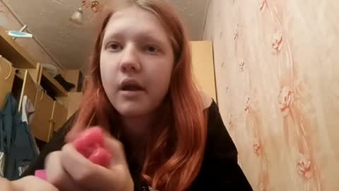 Snapshot of sungpiggott chatting on 20, 5, 2026 sungpiggott online show from 20, 5, 2026