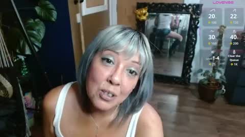 Sunni Knight online show from 17, 6, 2026