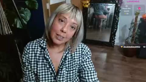 Sunni Knight online show from 14, 7, 2026