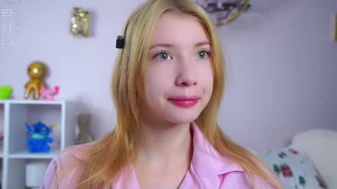 Snapshot of sunnmoonn chatting on 19, 1, 2026 Lily online show from 19, 1, 2026