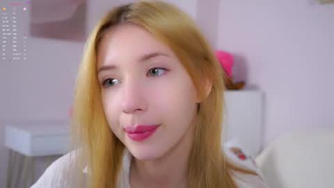 Snapshot of sunnmoonn chatting on 3, 2, 2026 Lily online show from 3, 2, 2026