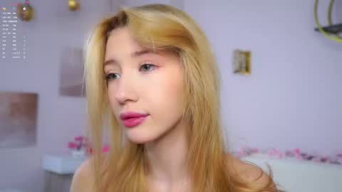 Snapshot of sunnmoonn chatting on 5, 2, 2026 Lily online show from 5, 2, 2026