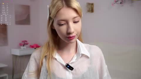 Lily online show from 22, 3, 2026