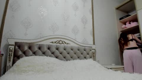 Vanessa online show from 3, 4, 2026