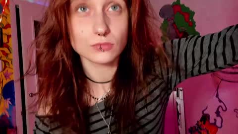 Snapshot of sunny_mouse chatting on 23, 4, 2026 Sunny online show from 23, 4, 2026