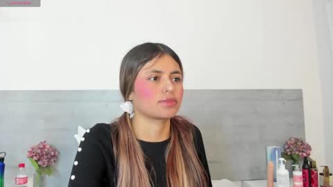 Snapshot of sunnywhitee chatting on 17, 4, 2026 sunnywhitee online show from 17, 4, 2026