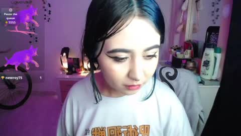 Snapshot of sunset_pienk chatting on 11, 4, 2026 Sunset online show from 11, 4, 2026