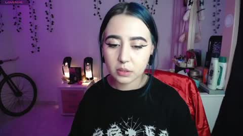 Snapshot of sunset_pienk chatting on 14, 4, 2026 Sunset online show from 14, 4, 2026