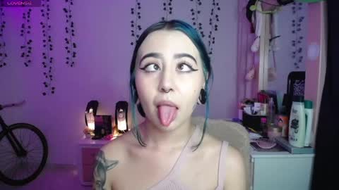 Snapshot of sunset_pienk chatting on 20, 4, 2026 Sunset online show from 20, 4, 2026
