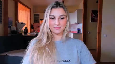 Snapshot of sunsetwithava chatting on 20, 2, 2026 sunsetwithava online show from 20, 2, 2026