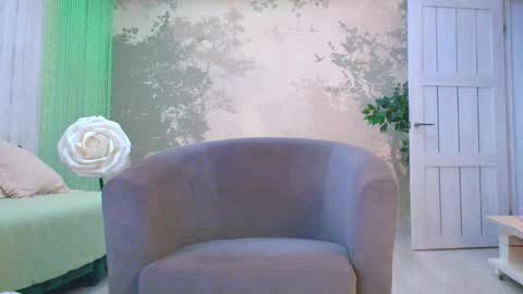 Eva  online show from 14, 4, 2026