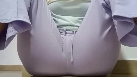 Snapshot of sunshine_days chatting on 5, 2, 2026 Annie online show from 5, 2, 2026