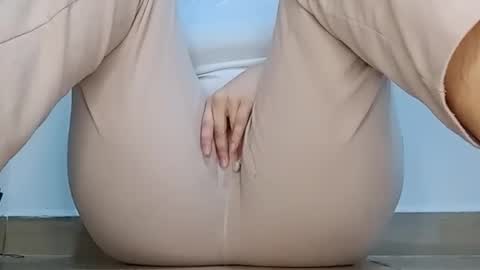 Snapshot of sunshine_days chatting on 28, 2, 2026 Annie online show from 28, 2, 2026