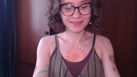 Snapshot of sunshinehella chatting on 23, 6, 2026 Hella online show from 23, 6, 2026