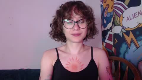Snapshot of sunshinehella chatting on 31, 7, 2026 Hella online show from 31, 7, 2026