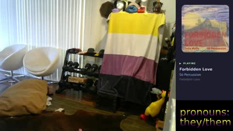 im not actually a man my pronouns are theythem online show from 13, 5, 2026