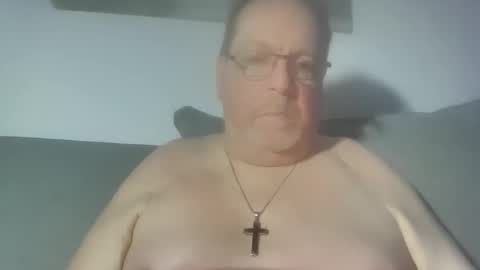 Snapshot of sunspotbaby chatting on 17, 5, 2026 Sunspotbaby online show from 17, 5, 2026
